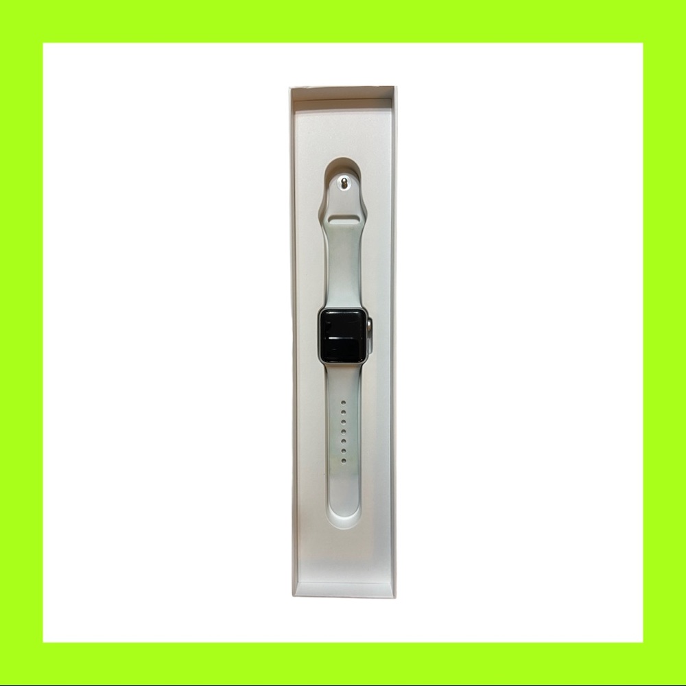 Apple Watch Series 3- no cellular. Works great. See all pictures. Minor Scratch.